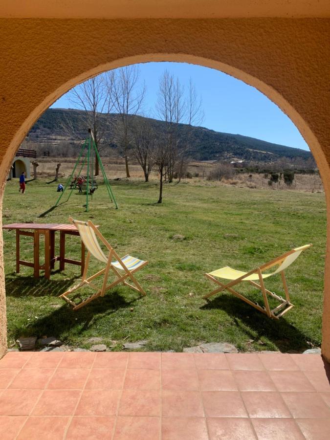 Val De Llous I 40 Apartment Sainte-Leocadie Bagian luar foto